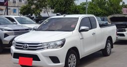 REVO 2WD 2017 2.4J MT SMART CAB WHITE  9730