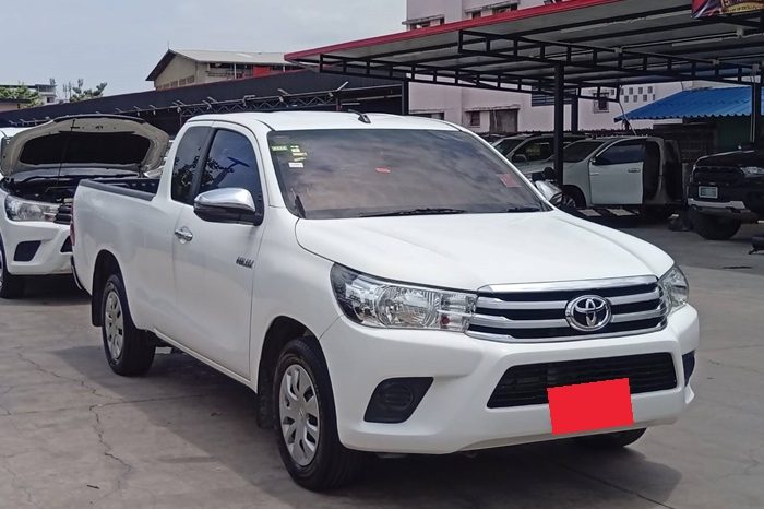 REVO 2WD 2017 2.4J MT SMART CAB WHITE  9730 full