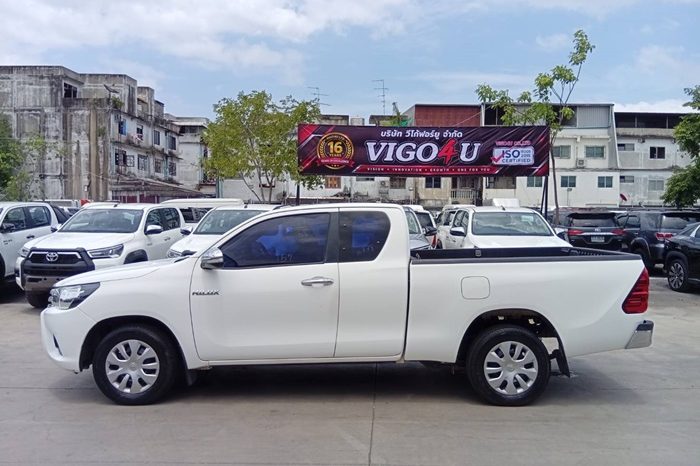 REVO 2WD 2017 2.4J MT SMART CAB WHITE  9730 full