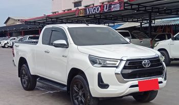 REVO PRE 2022 2.4 ENTRY AT SMART CAB WHITE  4047 full