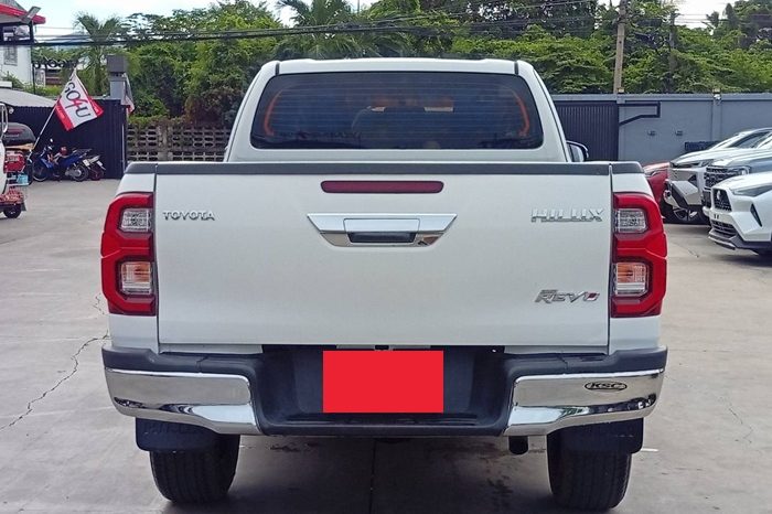 REVO PRE 2022 2.4 ENTRY AT SMART CAB WHITE  4047 full