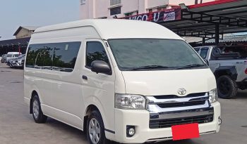 TOYOTA 2WD 2019 2.7 MT COMMUTER WHITE  7757 full