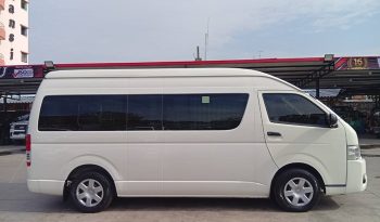 TOYOTA 2WD 2019 2.7 MT COMMUTER WHITE  7757 full