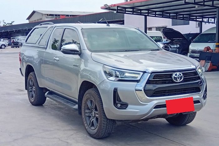 REVO PRE 2022 2.4 MID AT SAMRT CAB SILVER  4600 full