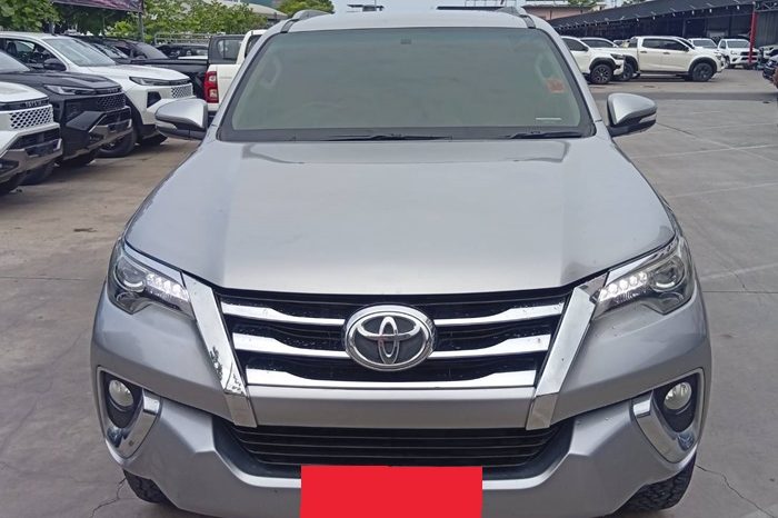 TOYOTA 2WD 2016 2.4V AT FORTUNER GREY  2371 full