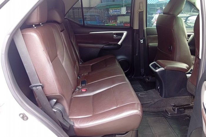 TOYOTA 2WD 2016 2.4V AT FORTUNER GREY  2371 full