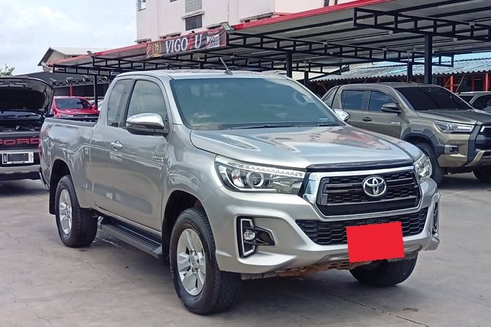 REVO 4WD 2019 2.8G MT SMART CAB SILVER  5810 full