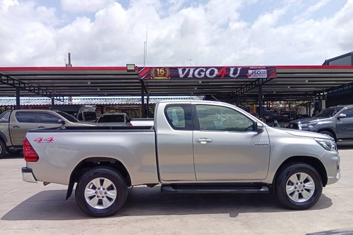 REVO 4WD 2019 2.8G MT SMART CAB SILVER  5810 full