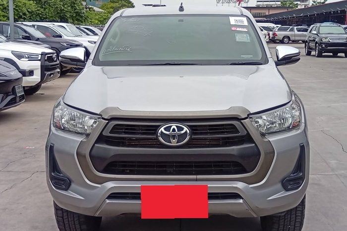 REVO PRE 2021 2.4 ENTRY AT DOUBLE CAB SILVER 4138 full