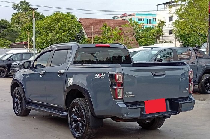 ISUZU 4WD 2022 3.0 AT DOUBLE CAB GREY  6369 full
