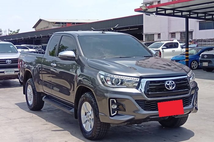 REVO PRE 2018 2.4E AT SMART CAB DARK GREY  3915 full