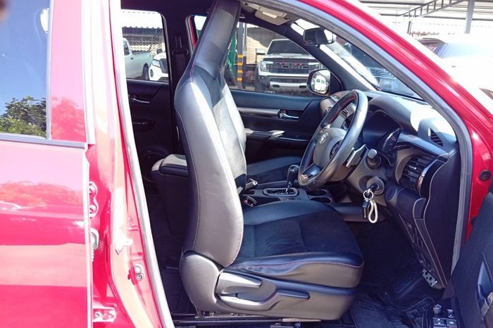 REVO 2WD 2022 2.8 HIGHT AT DOUBLE CAB RED  3661 full