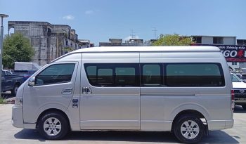 TOYOTA 2WD 2019 3.0 MT COMMUTER WHITE  3497 full
