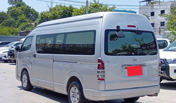 TOYOTA 2WD 2019 3.0 MT COMMUTER WHITE  3497 full