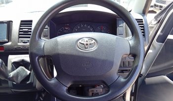 TOYOTA 2WD 2019 3.0 MT COMMUTER WHITE  3497 full