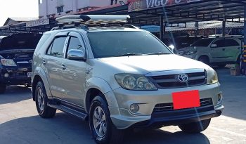 TOYOTA 4WD 2005 2.7V AT FORTUNER WHITE  3234 full
