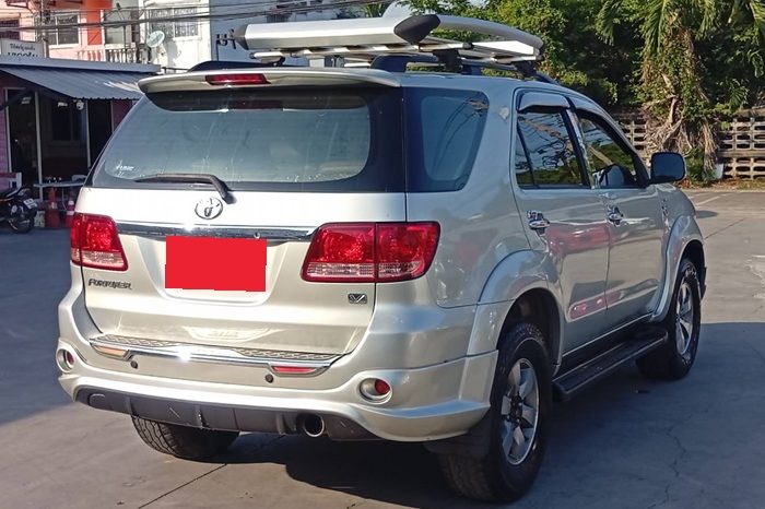 TOYOTA 4WD 2005 2.7V AT FORTUNER WHITE  3234 full