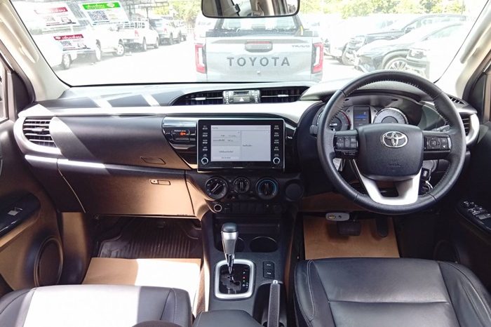 REVO PRE 2022 2.4 MID AT SAMRT CAB SILVER  9438 full