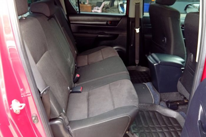 REVO 2WD 2020 2.4E AT DOUBLE CAB RED 2618 full