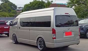 TOYOTA 2WD 2016 3.0 MT COMMUTER SILVER 9270 full