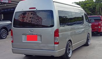 TOYOTA 2WD 2016 3.0 MT COMMUTER SILVER 9270 full