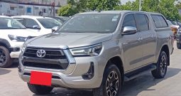 REVO 4WD 2021 2.8 HIGHT AT DOUBLE CAB SILVER  2926