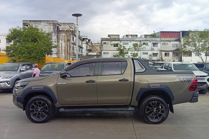 ROCCO PRE 2022 2.4 HIGHT AT DOUBLE CAB BRONZE  7112 full