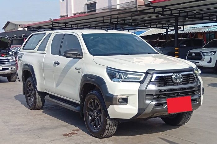 ROCCO 4WD 2022 2.8 HIGHT AT SMART CAB WHITE  6872 full