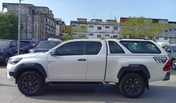ROCCO 4WD 2022 2.8 HIGHT AT SMART CAB WHITE  6872 full