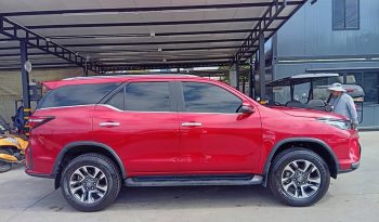 TOYOTA 2WD 2023 2.4V AT FORTUNER RED  4770 full