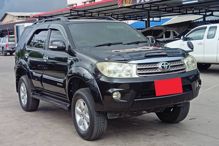 TOYOTA 2WD 2009 2.7V AT FORTUNER BLACK  9868 full