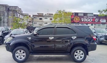 TOYOTA 2WD 2009 2.7V AT FORTUNER BLACK  9868 full