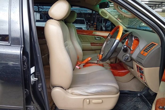 TOYOTA 2WD 2009 2.7V AT FORTUNER BLACK  9868 full