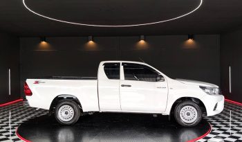 REVO 2WD 2018 2.4J MT SMART CAB WHITE  8507 full