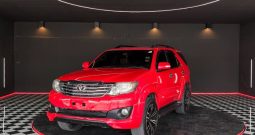 TOYOTA 2WD 2014 2.7V AT FORTUNER RED  420