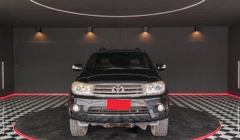 TOYOTA 2WD 2011 2.7V AT FORTUNER BLACK  7295 full