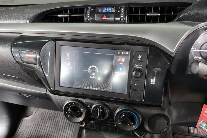 REVO PRE 2020 2.4 ENTRY AT DOUBLE CAB BLACK 8486 full