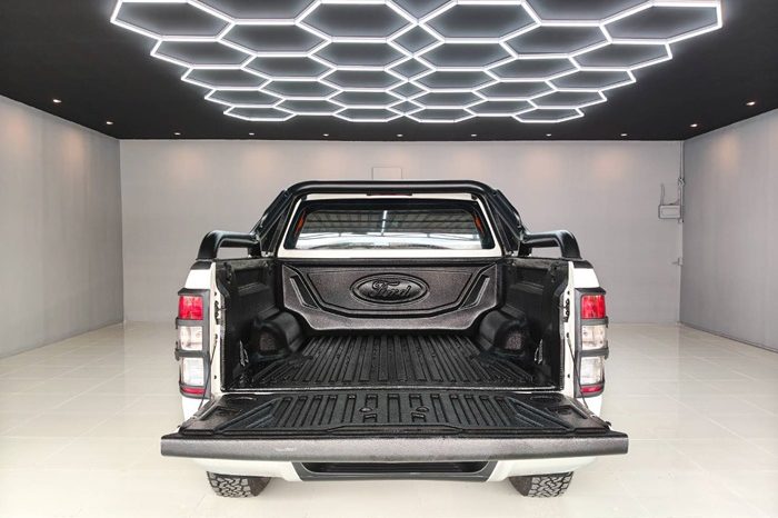 FORD 4WD 2018 3.2 AT DOUBLE CAB WHITE  7122 full