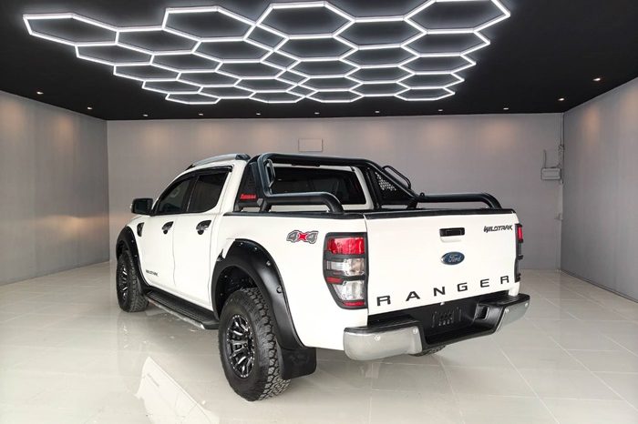 FORD 4WD 2018 3.2 AT DOUBLE CAB WHITE  7122 full