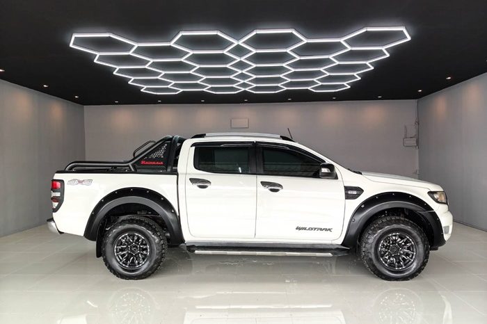 FORD 4WD 2018 3.2 AT DOUBLE CAB WHITE  7122 full