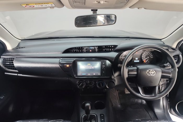 REVO 2WD 2020 2.4 ENTRY AT DOUBLE CAB DARK GREY  4896 full