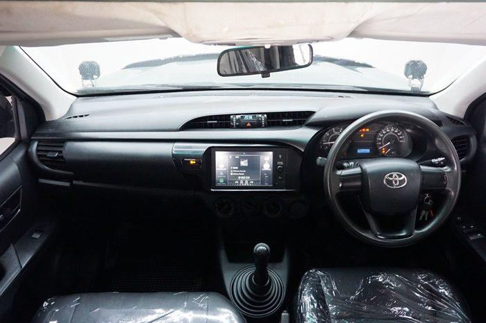 REVO 2WD 2021 2.4J MT SINGLE CAB GREEN  3332 full