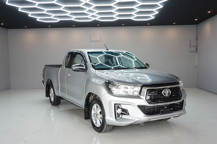 REVO 2WD 2020 2.4E MT SMART CAB SILVER  1614 full