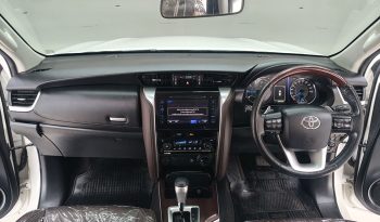 TOYOTA 4WD 2020 2.4V AT FORTUNER WHITE  6124 full