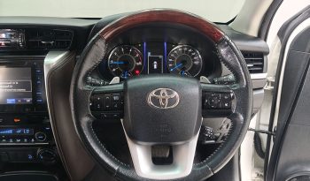 TOYOTA 4WD 2020 2.4V AT FORTUNER WHITE  6124 full