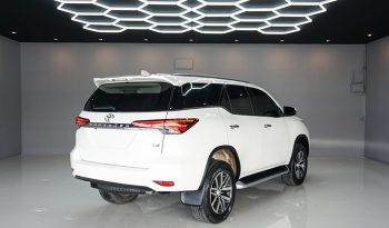 TOYOTA 4WD 2020 2.4V AT FORTUNER WHITE  6124 full