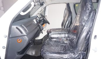 TOYOTA 2WD 2019 3.0 AT COMMUTER WHITE  3754 full