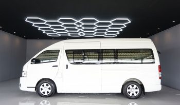 TOYOTA 2WD 2019 3.0 AT COMMUTER WHITE  3754 full