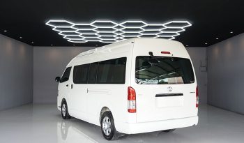 TOYOTA 2WD 2019 3.0 AT COMMUTER WHITE  3754 full