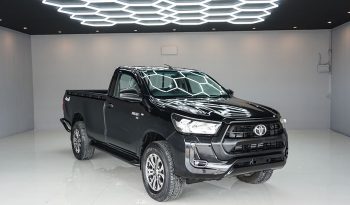 REVO 4WD 2021 2.8 ENTRY MT STANDARD BLACK  4608 full